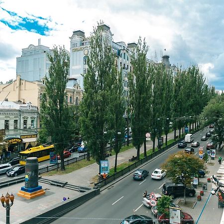 Two Bedroom Apartment On Kreschatik, Kyiv Center With Great View Exterior photo